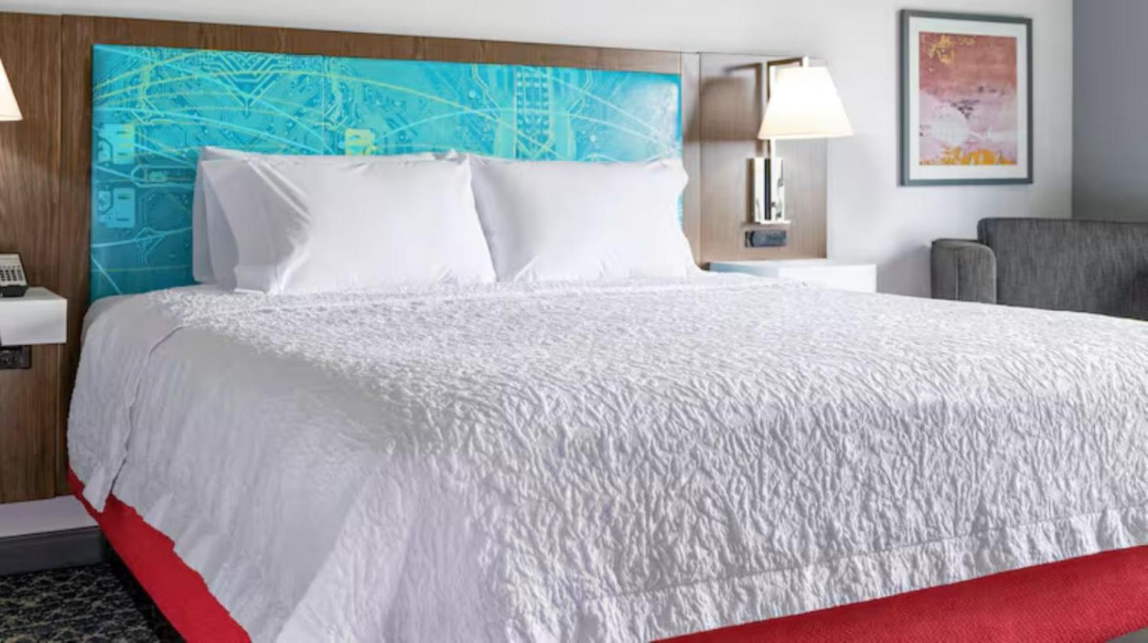 Hampton Inn & Suites Maui North Shore Kahului Bagian luar foto